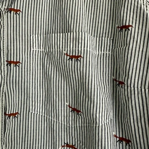 Old Navy White and Blue Button Down Shirt Relaxed Fit with Foxes!🦊 XXL - Picture 2 of 5